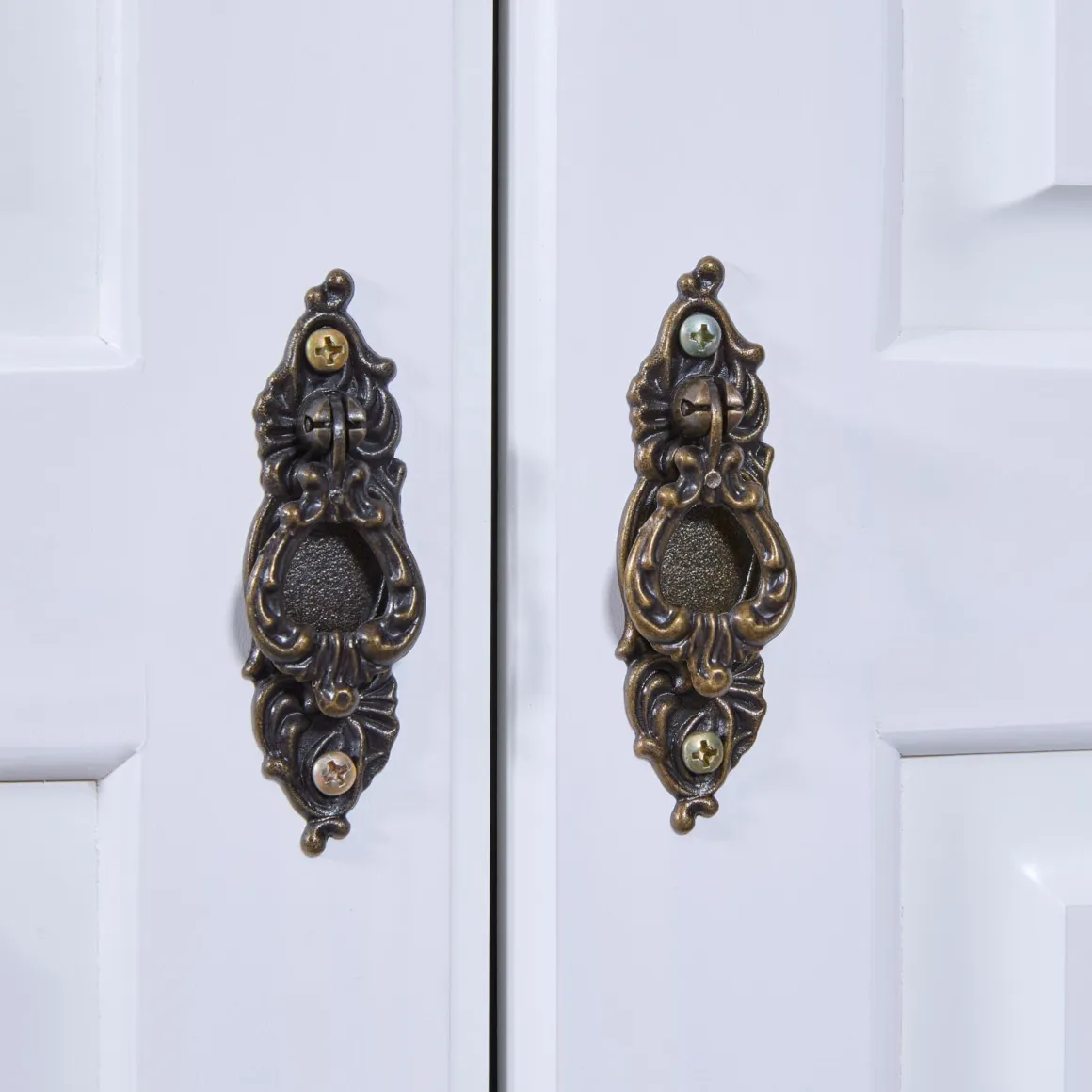 Armoire en bois massif 3 portes