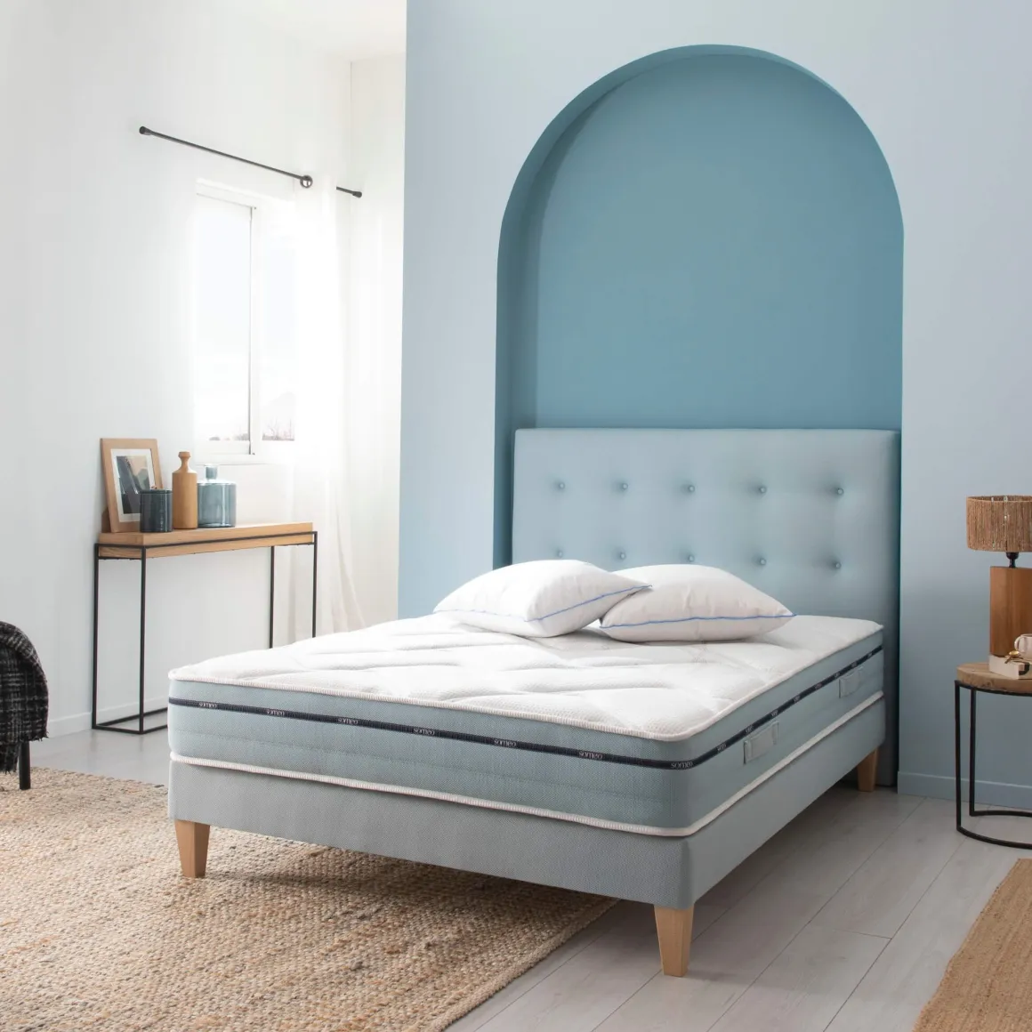 Ensemble matelas mémoire de forme, sommier, pieds et tête de lit Songe 500 - SOMEO