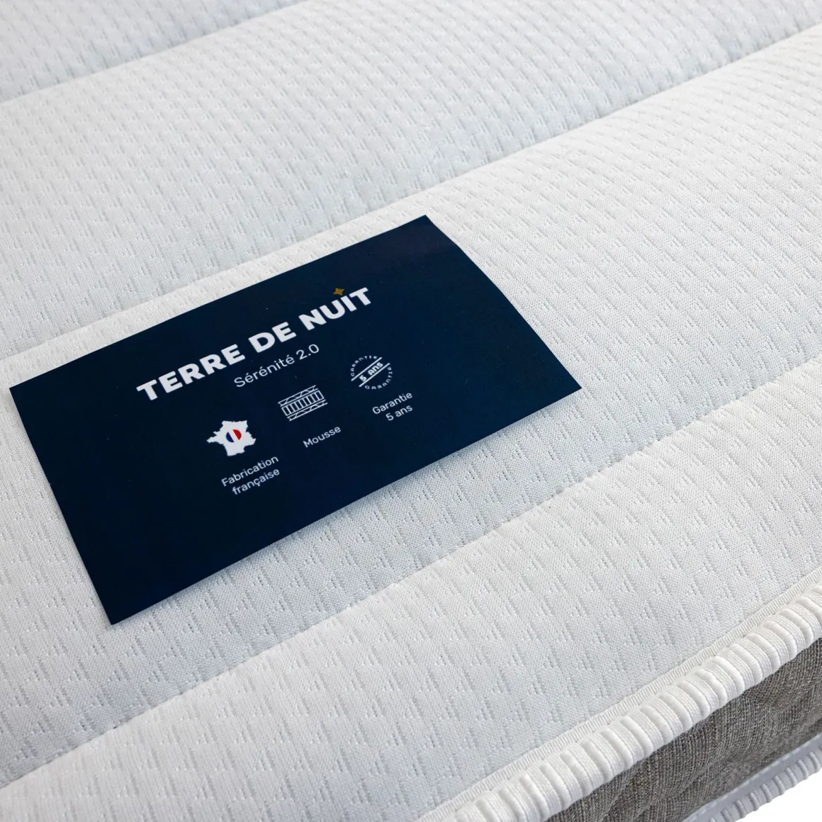 Ensemble sommier et matelas mousse ferme Terre de Nuit Sérénité 2.0