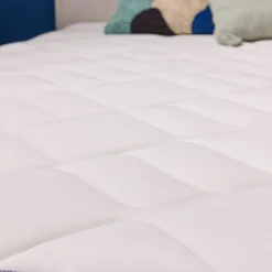 Ensemble sommier et matelas mousse HD et mémoire de forme très ferme Merinos Chill Bed