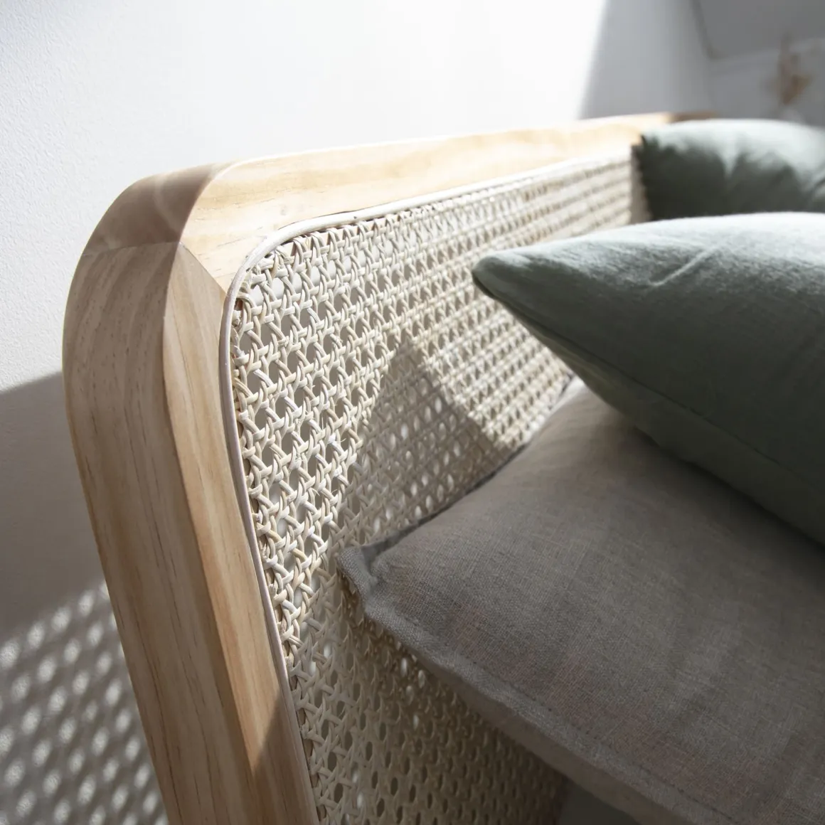 Lit cannage en pin massif ANNA - LT17018