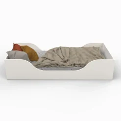 Lit inspiration Montessori enfant au sol blanc