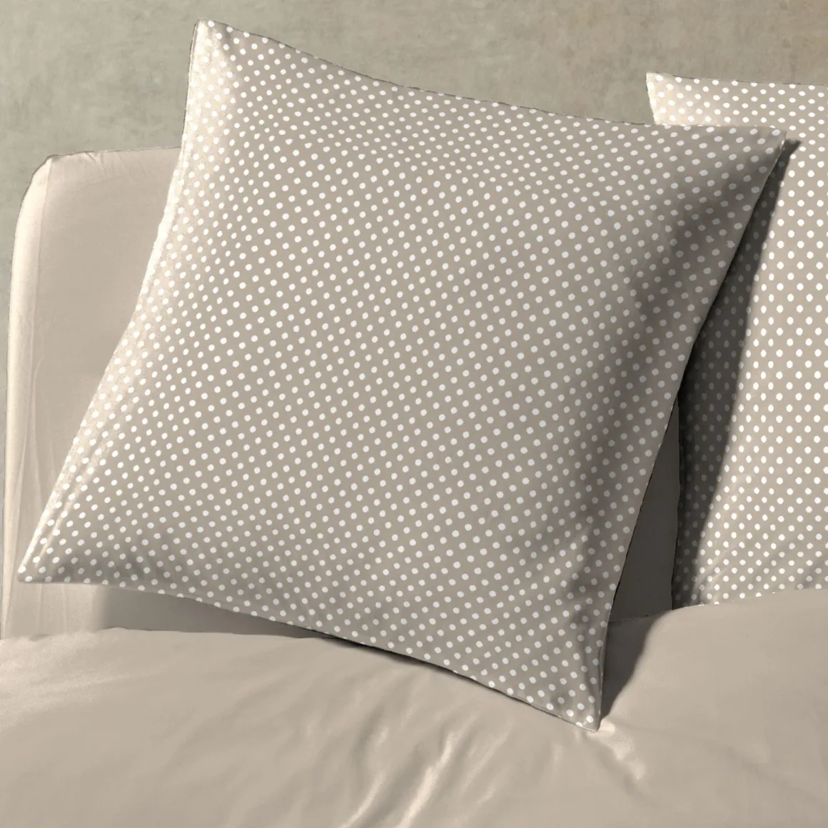 Parure de lit coton à pois taupe Terre de Nuit Auguste